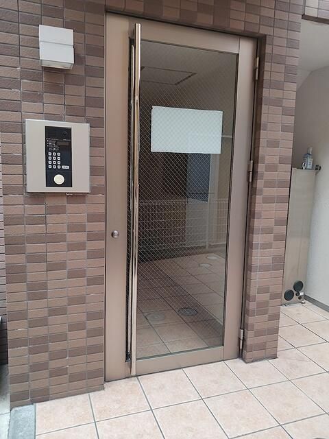 東急田園都市線 用賀駅 徒歩10分 4階建 築9年の外観写真
