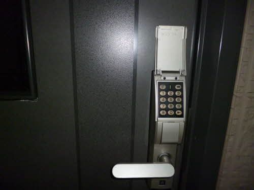 玄関　デジタルキー