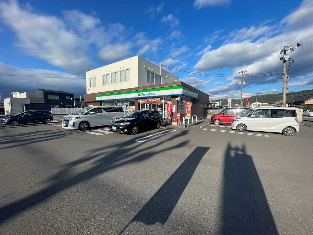 コンビニ　ファミリーマート 川内原田町店（コンビニ）まで416m