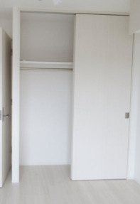 収納　別タイプ部屋　参考写真です