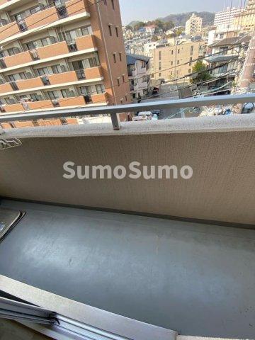 地下鉄西神・山手線 湊川公園駅 徒歩5分 5階建 築31年の内装写真