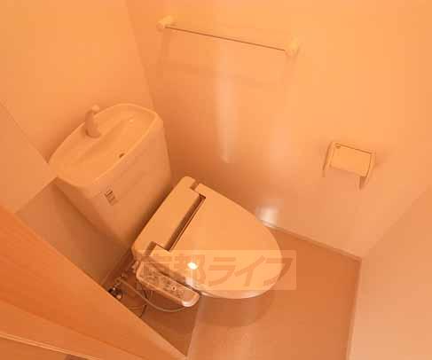 トイレ　ウォシュレット付トイレです。
