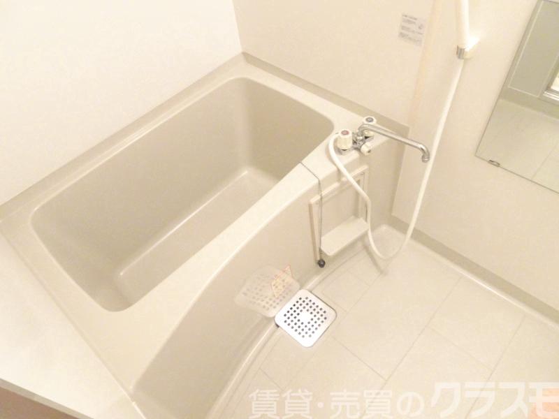 バス・シャワールーム　浴室乾燥機付きバス♪