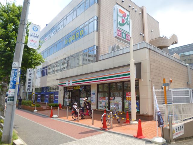 コンビニ　セブンイレブン（コンビニ）まで420m