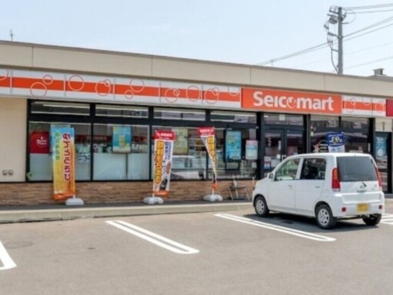 コンビニ　セイコーマート北36条東店（コンビニ）まで549m