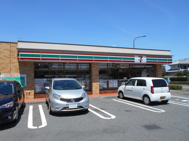 コンビニ　セブンイレブン西東京下保谷３丁目店（コンビニ）まで300m