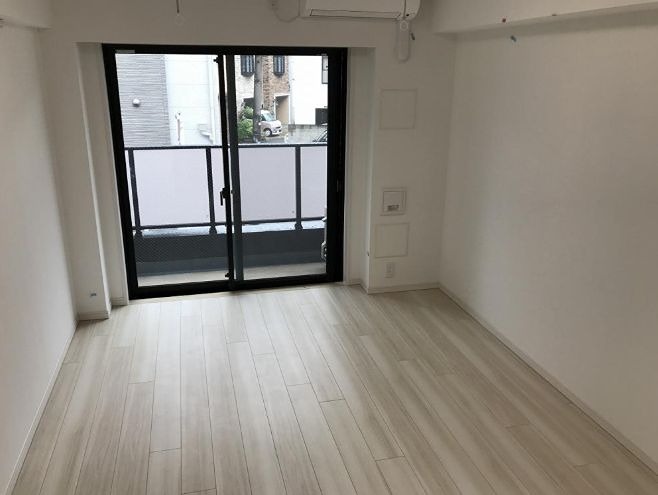 レガリス三軒茶屋の居間写真