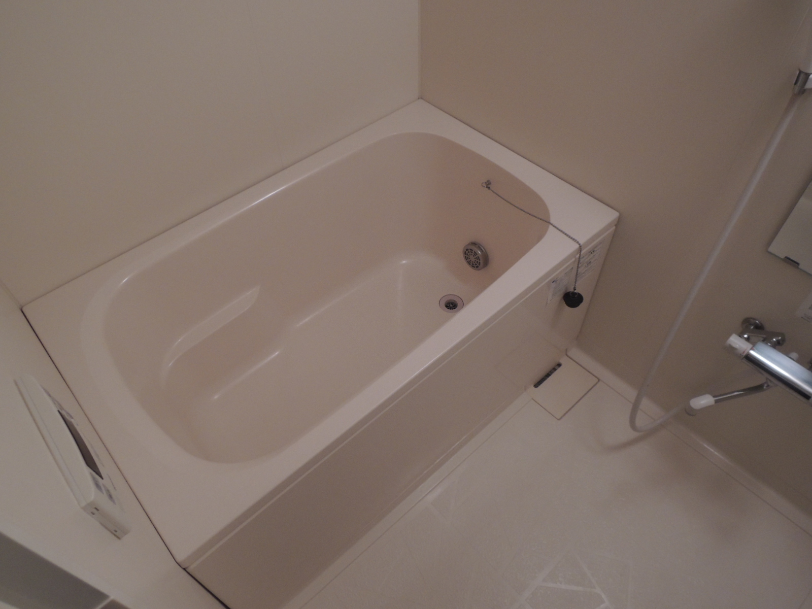 バス・シャワールーム　追焚機能付きバス