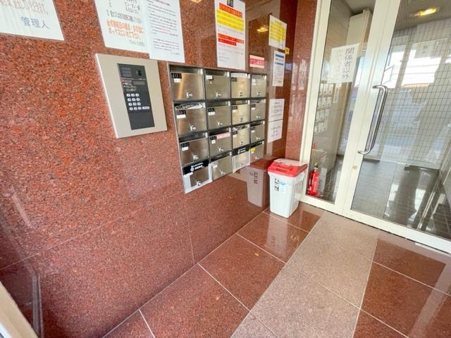 【フラットＡ市川第一のエントランス】