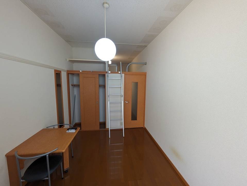 居室・リビング　リビング