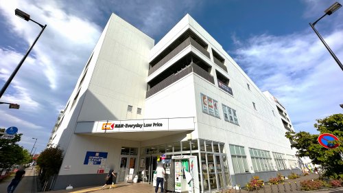 【府中市西府町のアパートのスーパー】