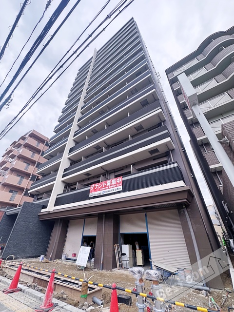 住之江公園レジデンスの建物外観