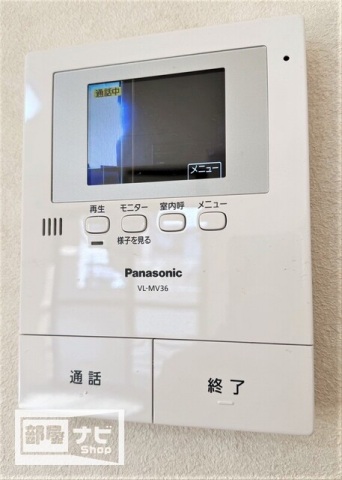 【ＱＵＡ　ＷＡＤＡの玄関】