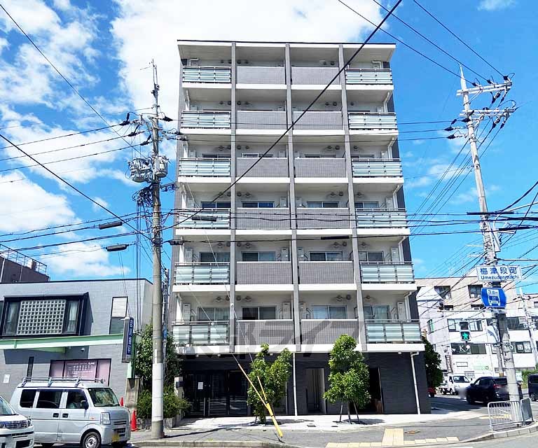 ＥＳＣＡＳＡ京都四条梅津の建物外観