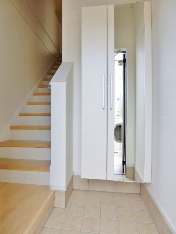 玄関　図面と現状に相違がある場合には現状を優先