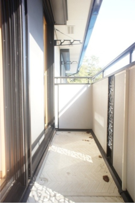 バルコニー　図面と現状に相違がある場合には現状を優先