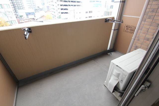 バルコニー　５０３号室内装写真参照