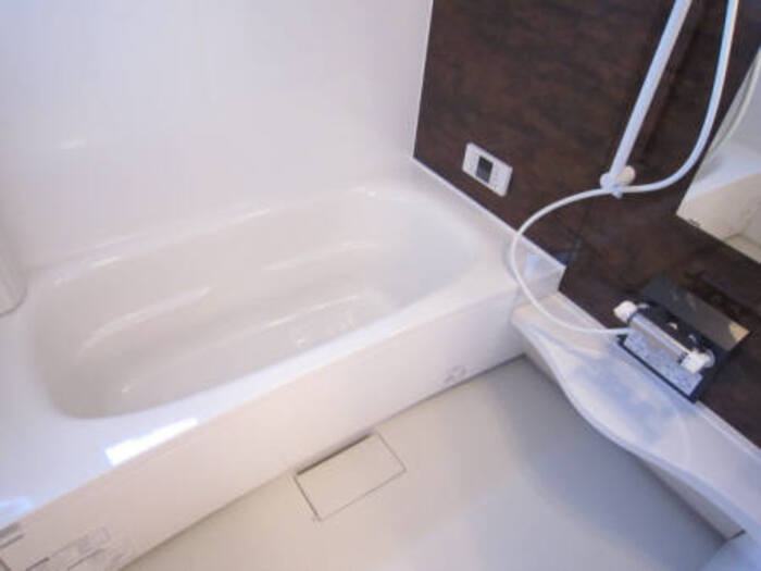 バス・シャワールーム　きれいなお風呂です