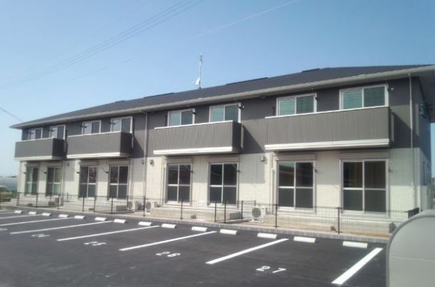 駐車場　車をお持ちの方に嬉しい駐車場付きの物件です