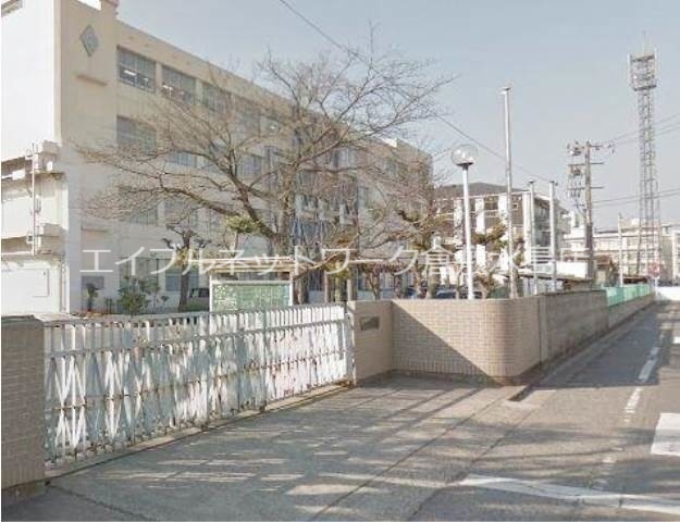 その他　倉敷市立水島中学校 877m