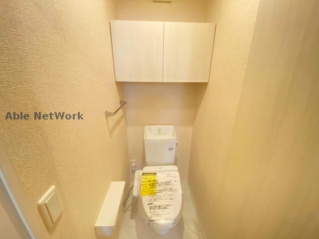 トイレ　反転タイプ