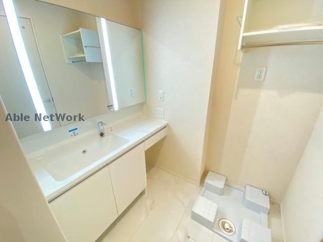 洗面設備　反転タイプ