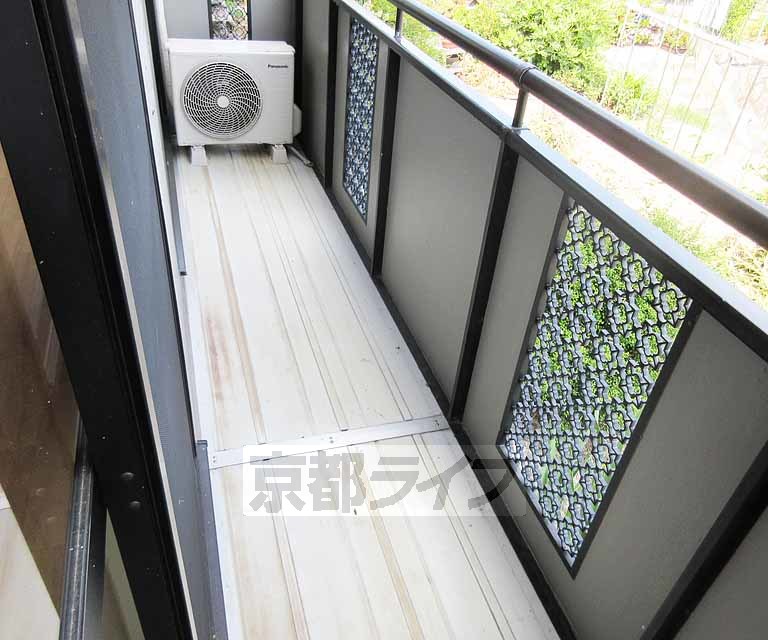 バルコニー　洗濯物もすぐ乾きます