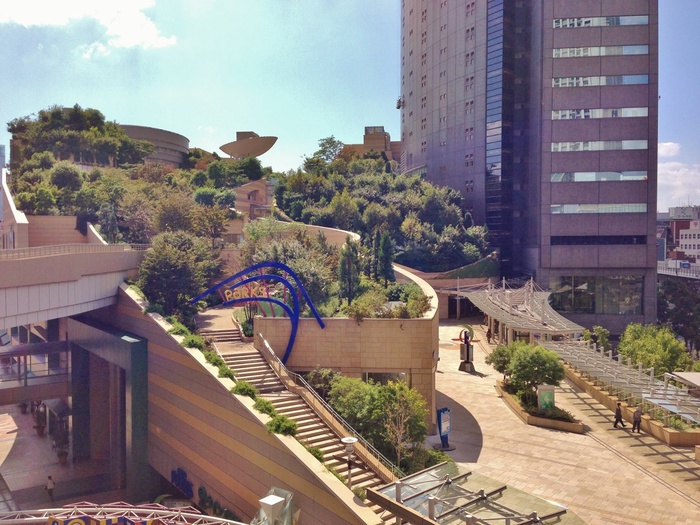 ショッピングセンター　なんばパークス（ショッピングセンター）まで620m