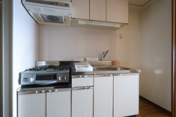 キッチン　※別部屋の写真です