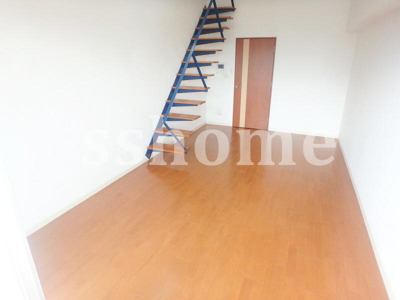 居室・リビング　広くてきれいなお部屋です♪