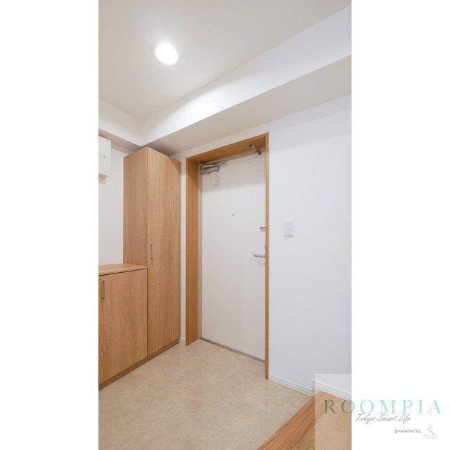 玄関　物件画像