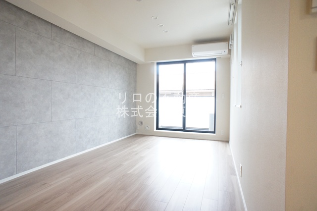 居室・リビング　開放感あふれる広さも十分な快適リビング！