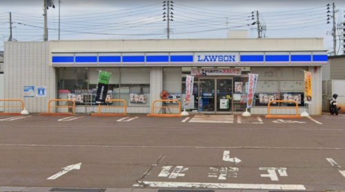 コンビニ　ローソン長岡アクロスプラザ店（コンビニ）まで267m