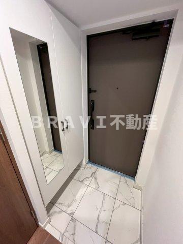 玄関　【S-RESIDENCE松屋町asence】きれいな玄関です