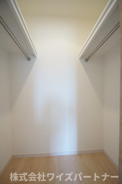 収納　※同型タイプの為、現状優先