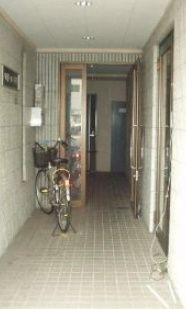 エントランス　☆落ち着いたエントランスです☆