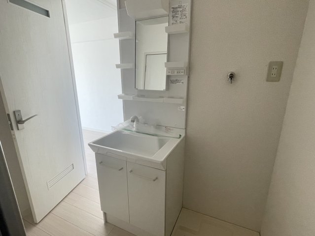 洗面設備　使いやすい洗面所です