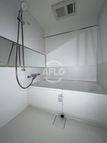 バス・シャワールーム　スプランディッド難波キャトル　風呂