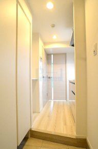 玄関　広々とした玄関部分