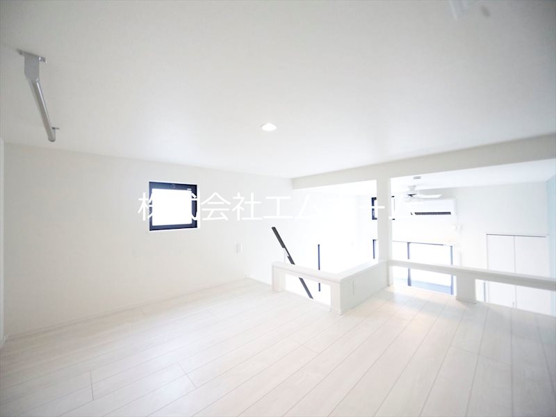 その他部屋・スペース　ロフト6.2帖（収納にも使えます）ロフトに階段で上がれます