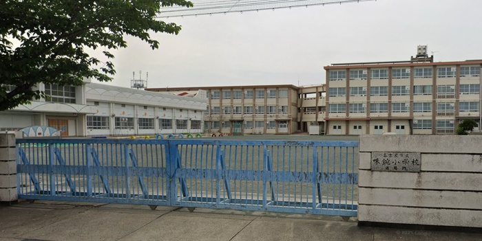 小学校　味鋺小学校（小学校）まで106m
