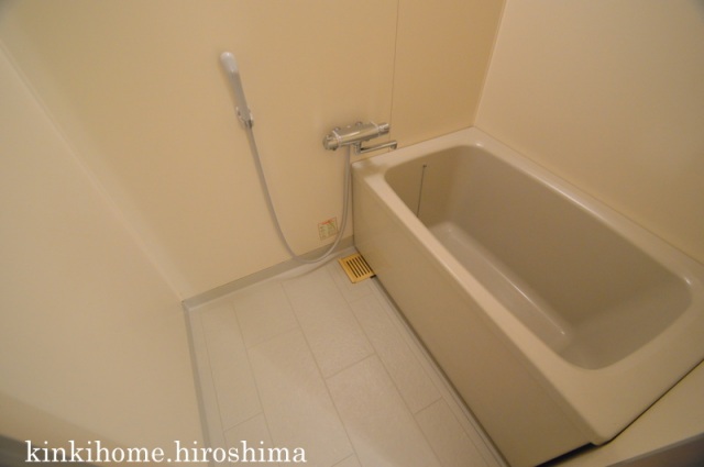 バス・シャワールーム　※別号室の写真です※