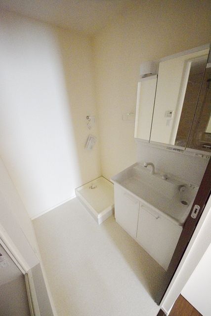 洗面設備　タウンハウジング府中店まで