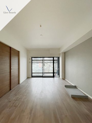 居室・リビング　こちらの居間で趣味の時間をお楽しみください