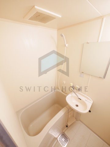 バス・シャワールーム　バス・トイレセパレート物件です！