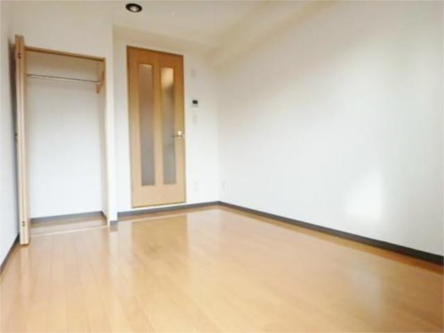 居室・リビング　明るいお部屋です