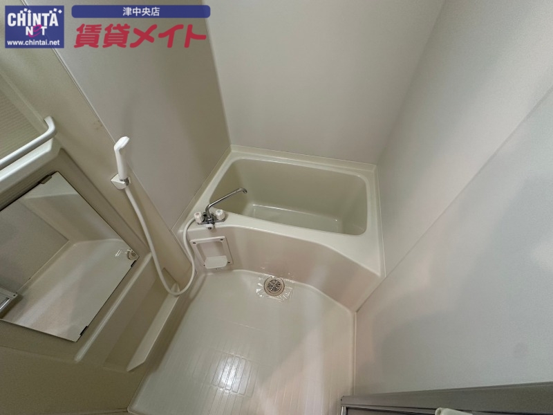 バス・シャワールーム　同物件別部屋の写真