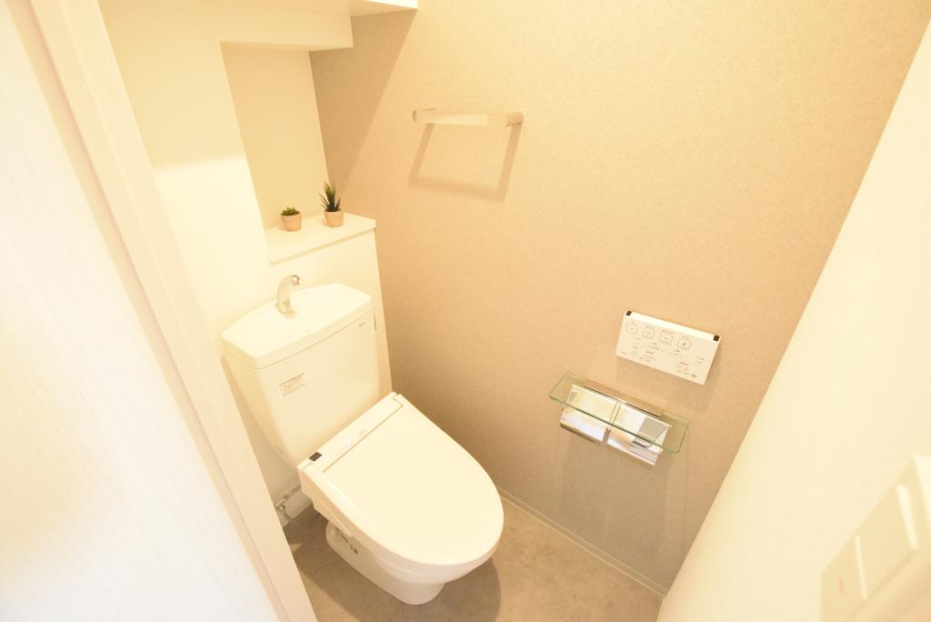 トイレ　シャワー付トイレ