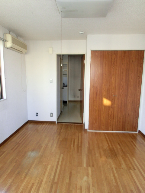 居室・リビング　収納有り