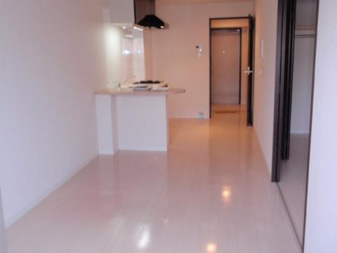 居室・リビング　室内